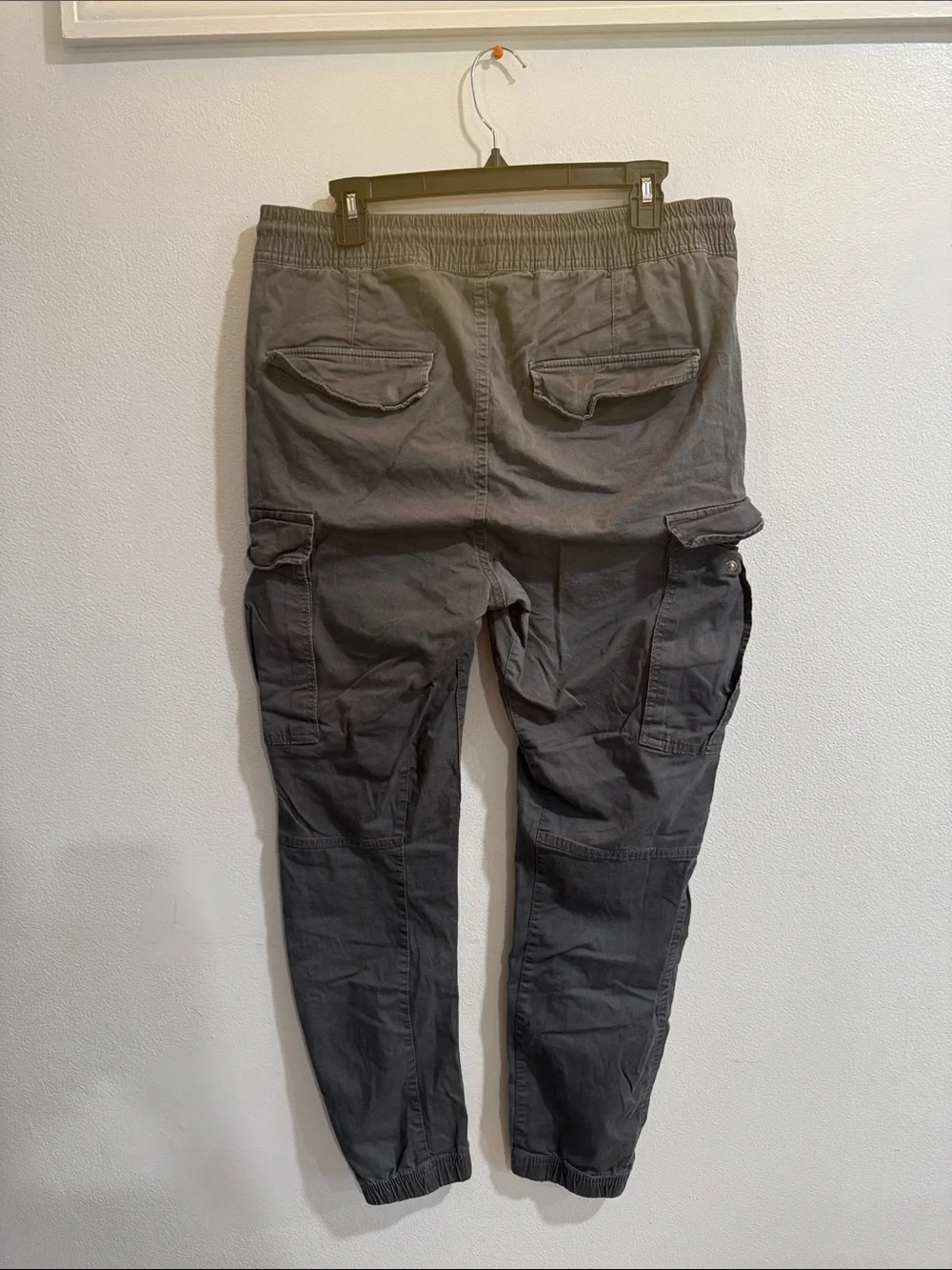 Men's Dark Gray Slim Fit Cargo Jogger Pants size Medium